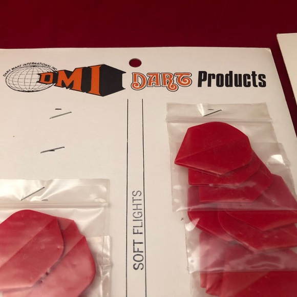 (63) Vintage DMI 80's Assorted Designs England Dart Soft Flights Las Vegas - Picture 4 of 5